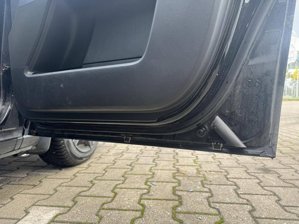 Mazda 5 CR original T&uuml;r vorn rechts Schwarz Rohbau Bj.2010